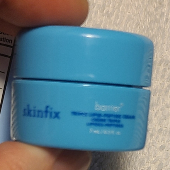 Equate Acne Wash and skin barrier - Picture 3 of 5